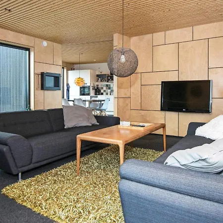 Nyaraló Holiday Rylevej Ii *